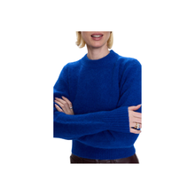  Sara Crew Shrunken Sweater