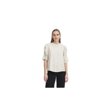  Qwin Shirt